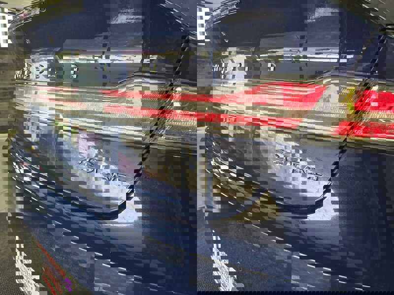 Used 2020 Lincoln MKZ Reserve w/ Luxury Package image 32