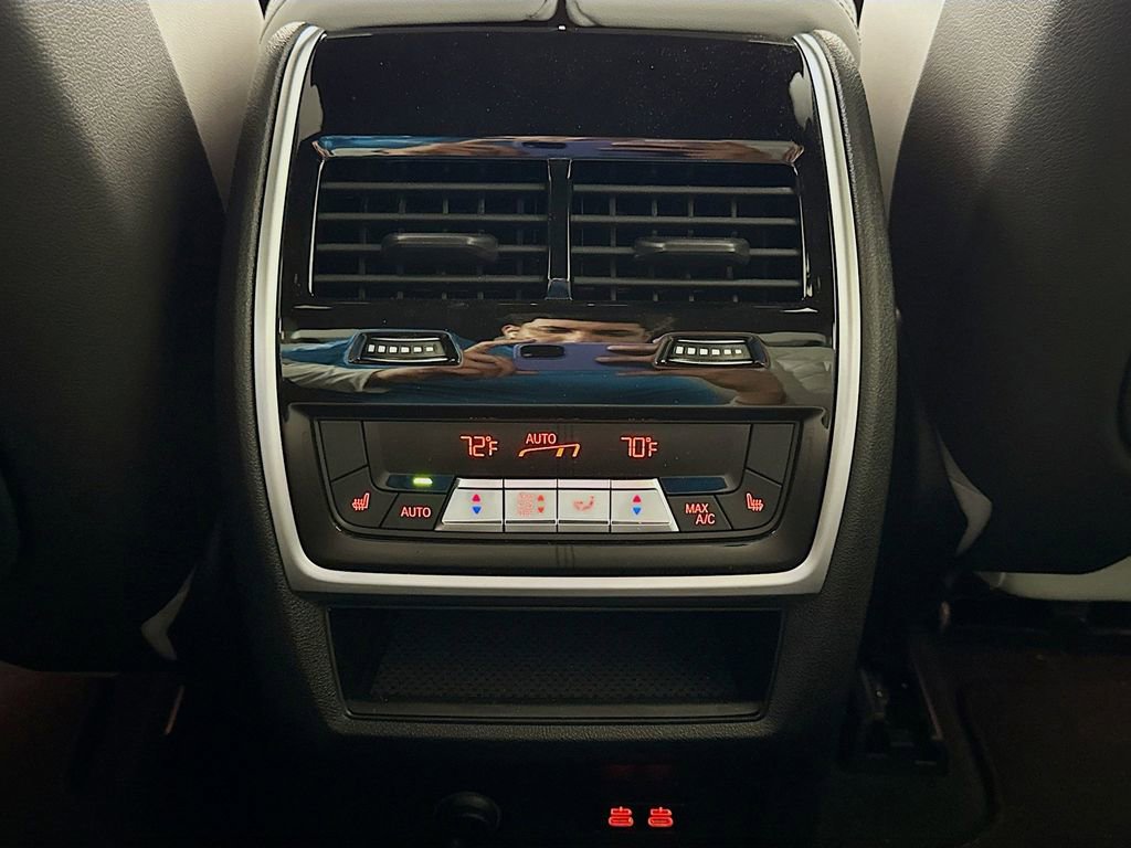 Used 2026 BMW X5 sDrive40i w/ Executive Package image 27