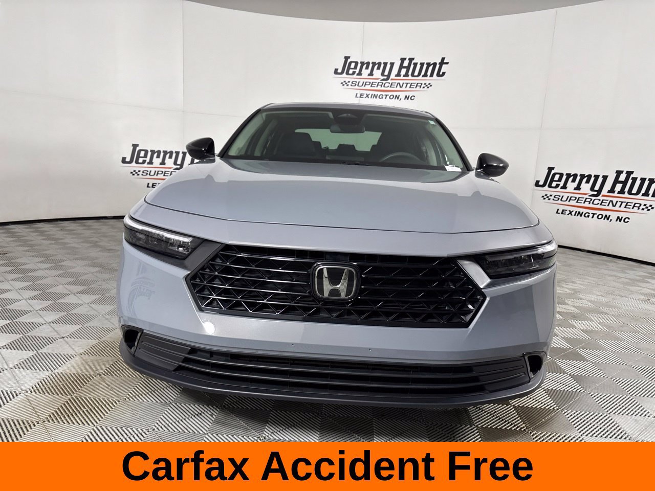 Used 2025 Honda Accord SE image 3