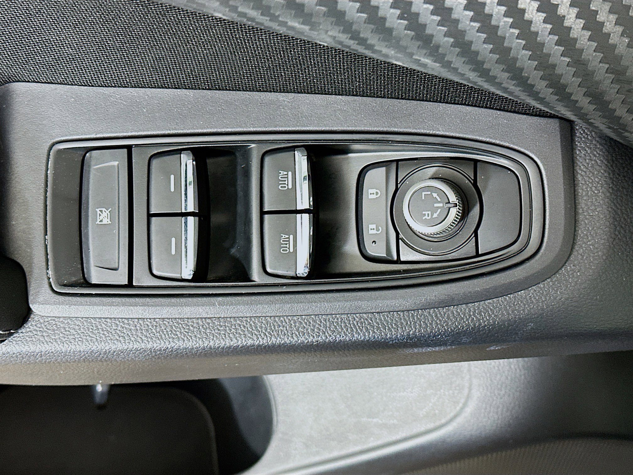 Used 2025 Subaru Ascent Premium image 15