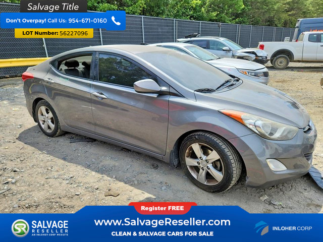 Used 2013 Hyundai Elantra GLS w/ Preferred Pkg FWD image 5