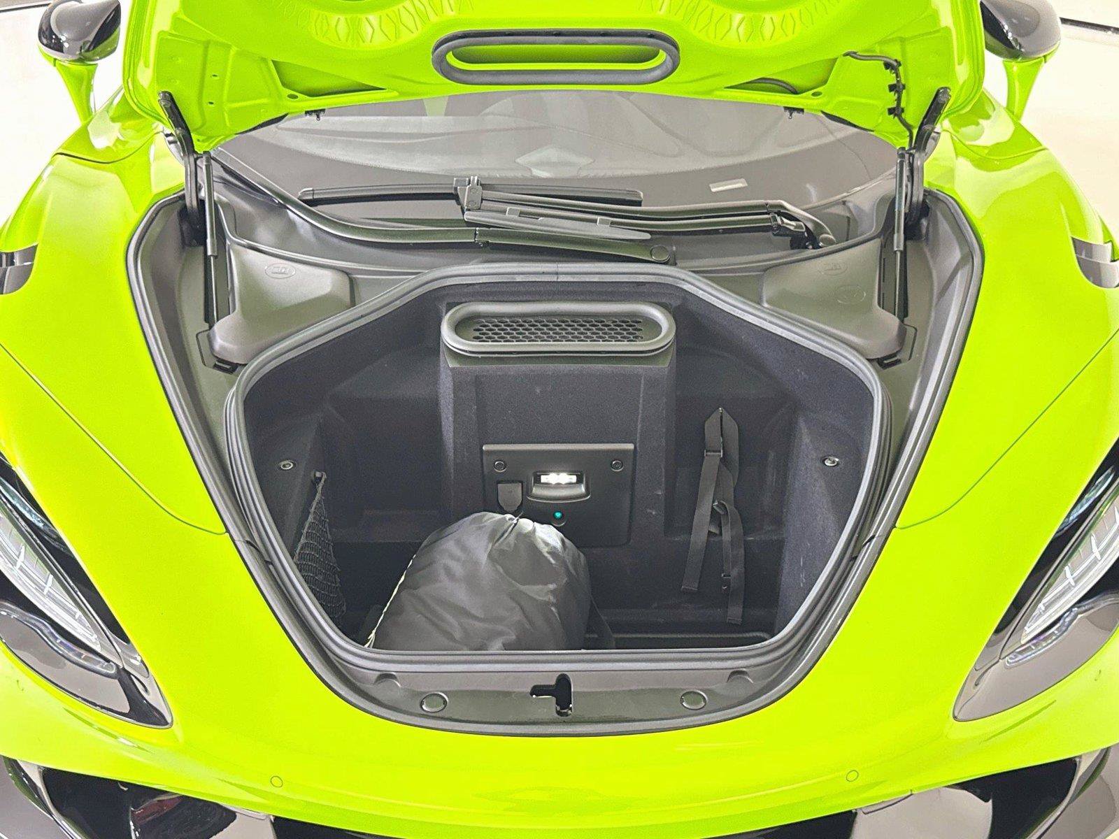 Used 2021 McLaren 765LT RWD image 28
