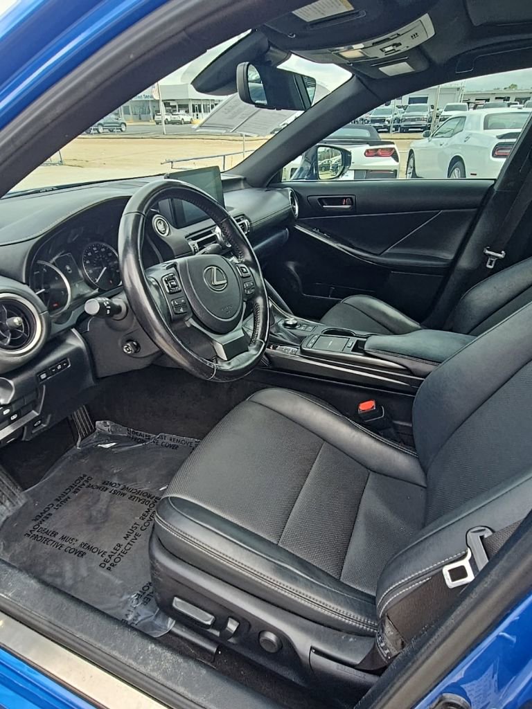 Used 2022 Lexus IS 300 w/ Premium Package image 12
