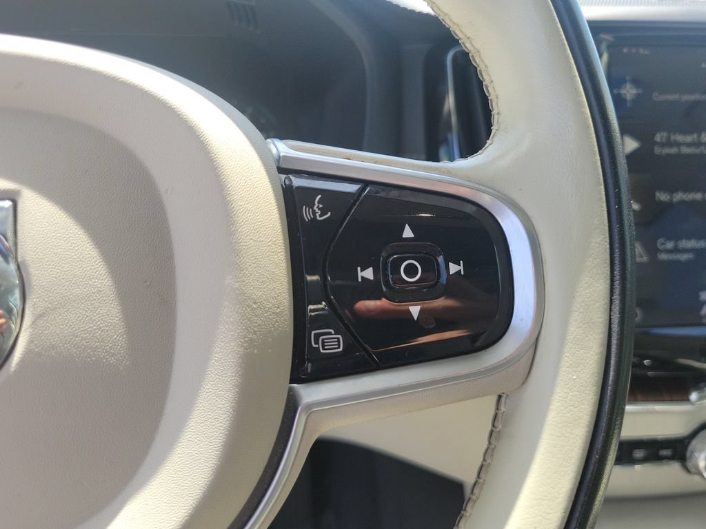 Used 2020 Volvo XC60 T5 Inscription w/ Protection Package Premier FWD image 33