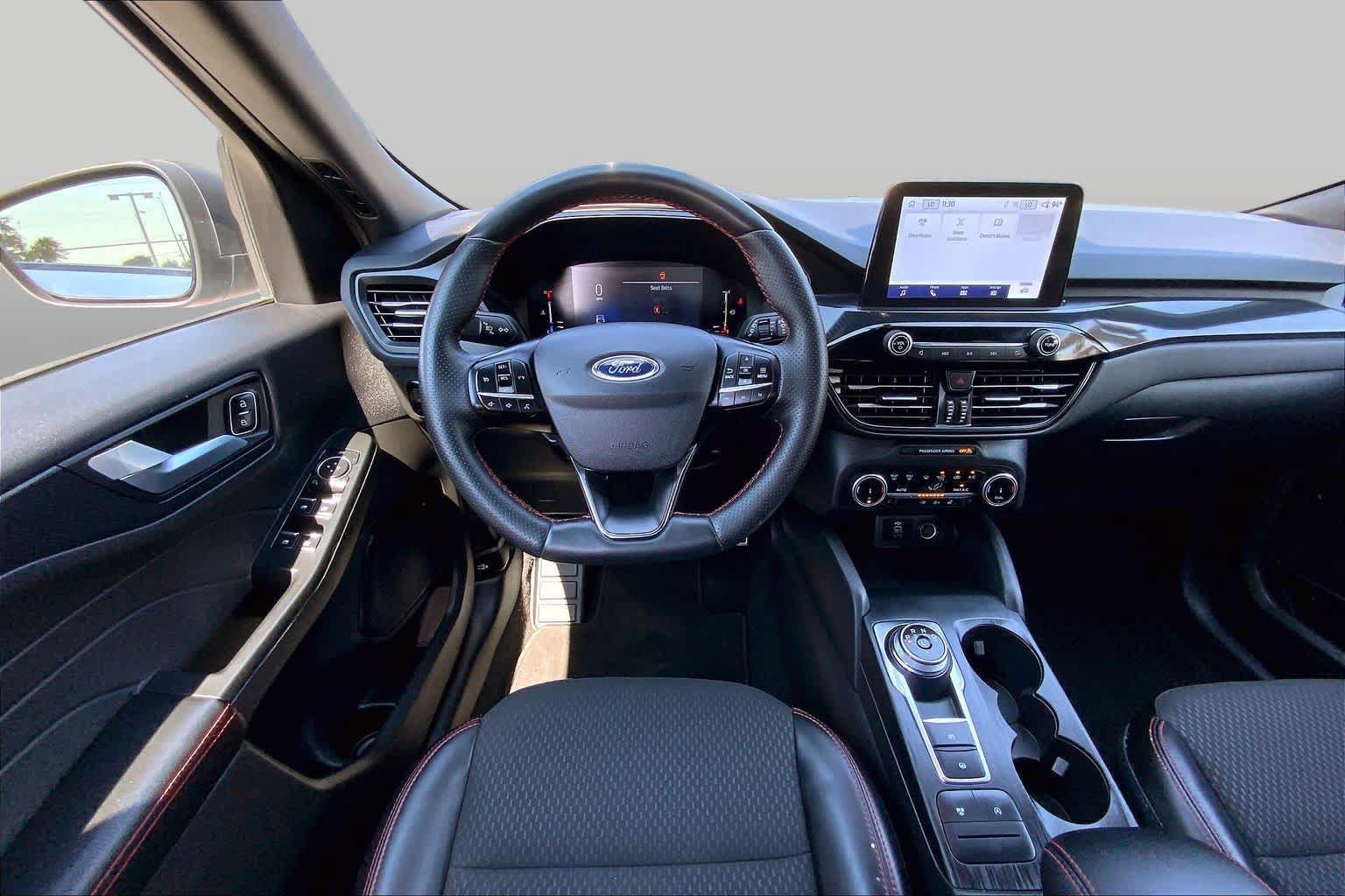 Used 2024 Ford Escape ST-Line AWD/4WD image 6