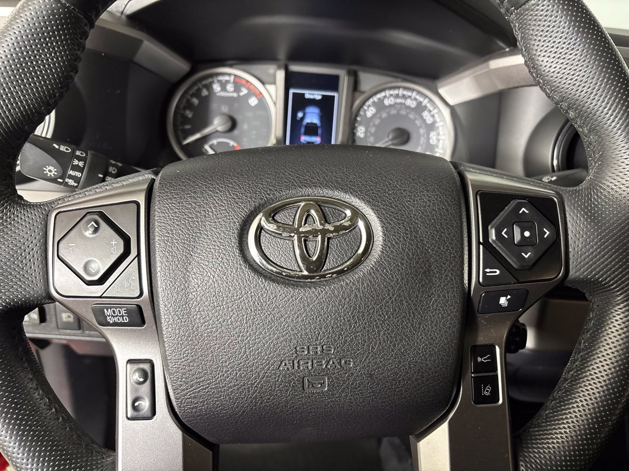 Used 2021 Toyota Tacoma SR5 RWD image 14