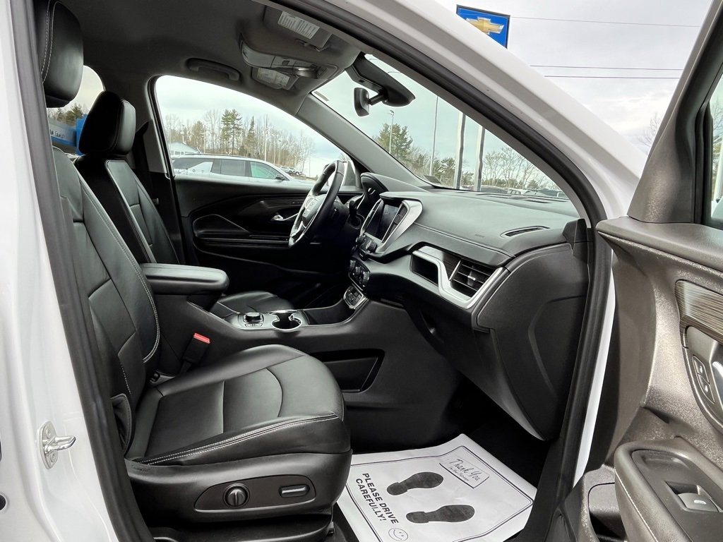 Used 2023 GMC Terrain SLT image 21