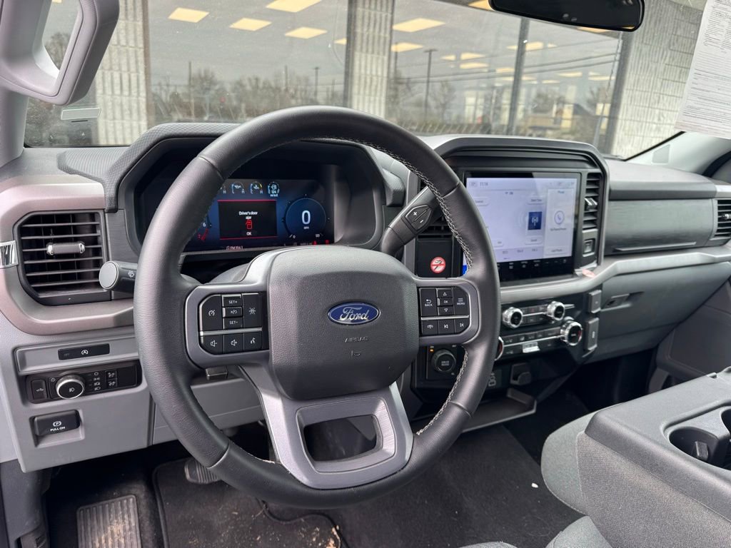 Used 2025 Ford F150 XLT w/ Equipment Group 301A Standard image 4