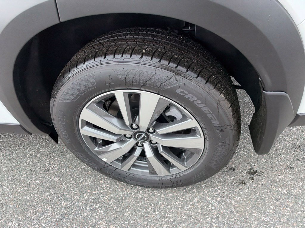New 2026 Nissan Pathfinder SL FWD image 18