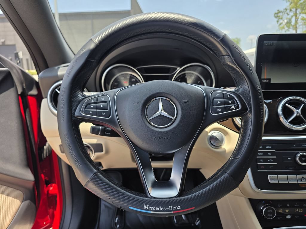 Used 2017 Mercedes-Benz CLA 250 4MATIC image 27