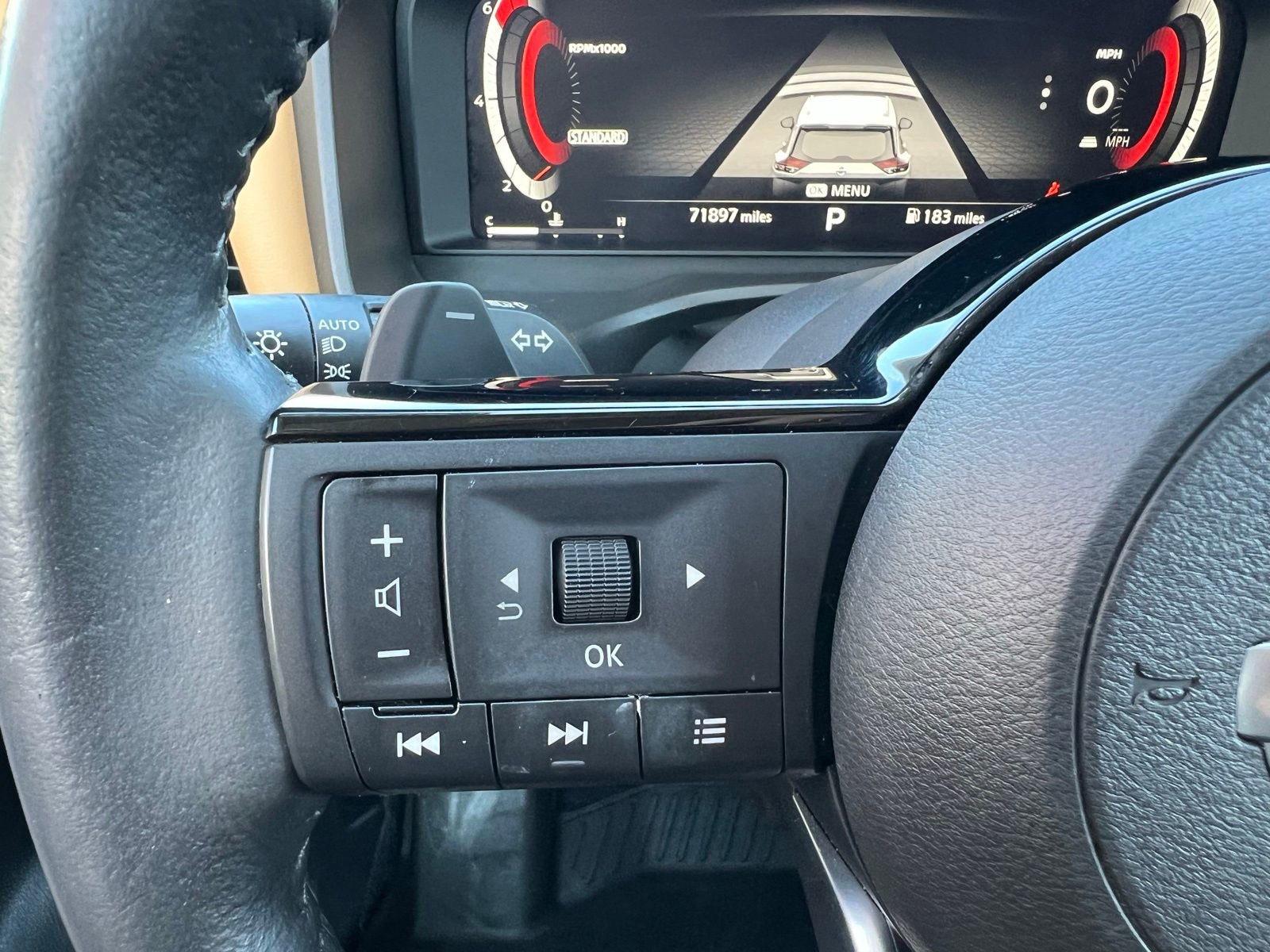 Used 2021 Nissan Rogue Platinum image 34