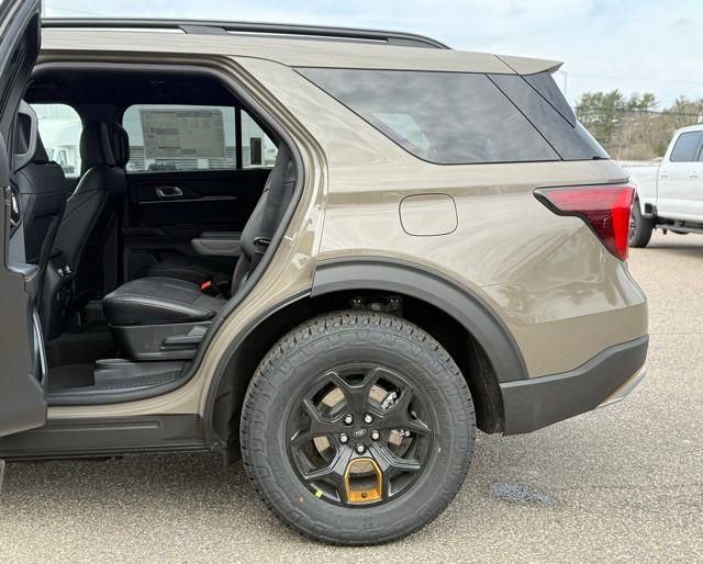 New 2026 Ford Explorer Tremor w/ Tremor Convenience Package AWD/4WD image 32