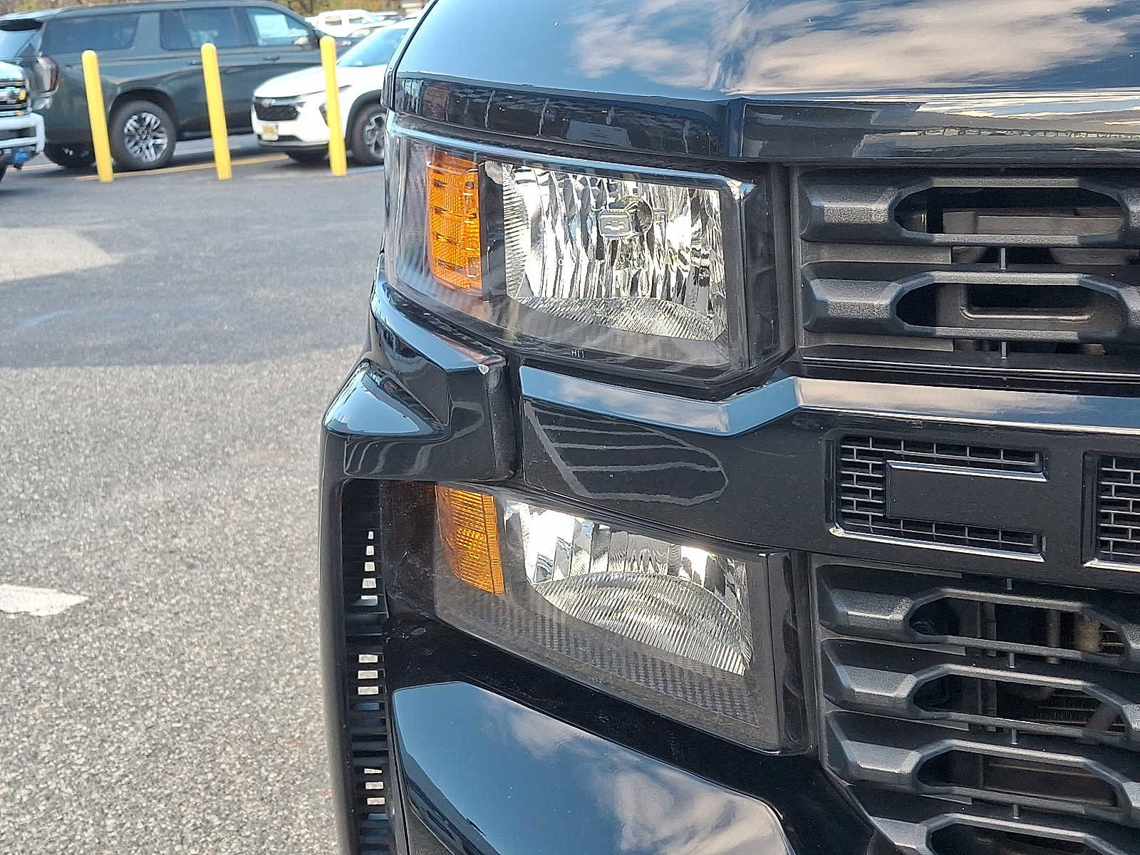 Used 2021 Chevrolet Silverado 1500 Custom Trail Boss w/ Midnight Edition image 9