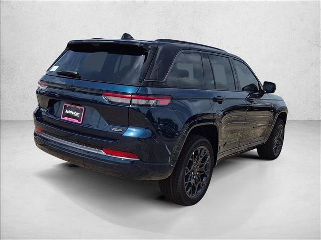New 2026 Jeep Grand Cherokee Summit w/ Obsidian Package AWD/4WD image 8