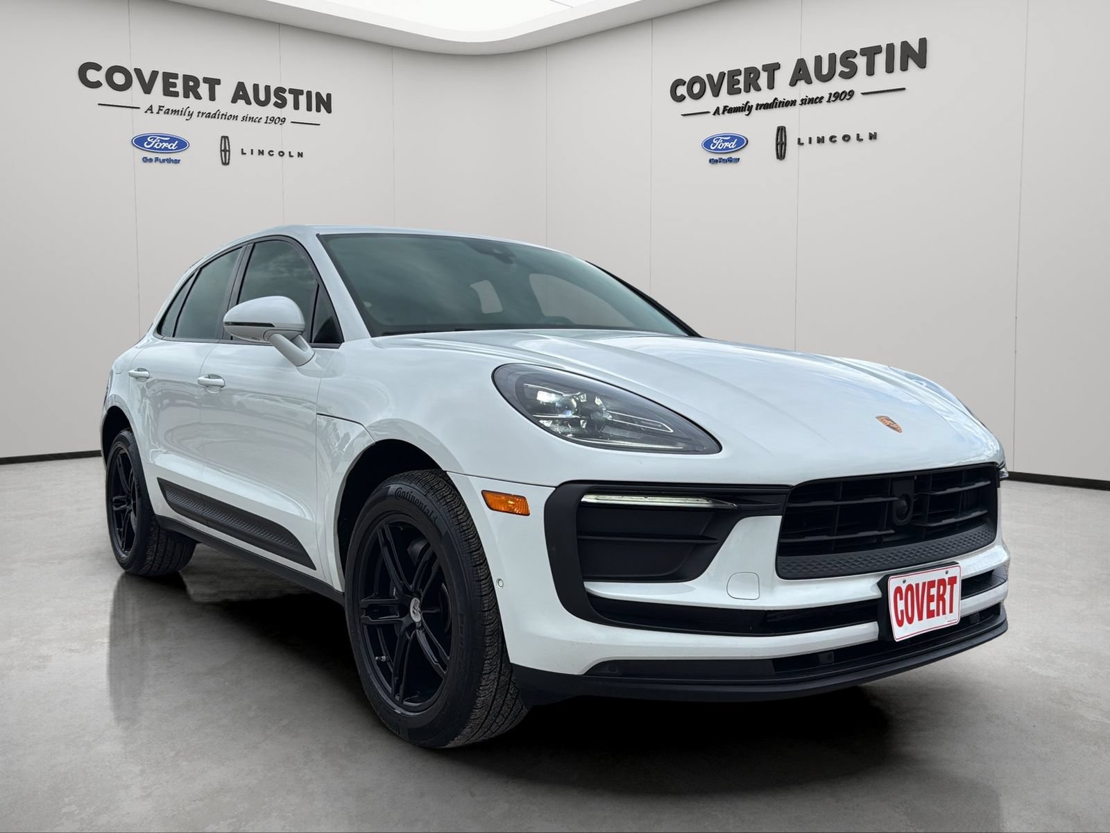 Used 2024 Porsche Macan w/ Premium Plus Package AWD/4WD image 7