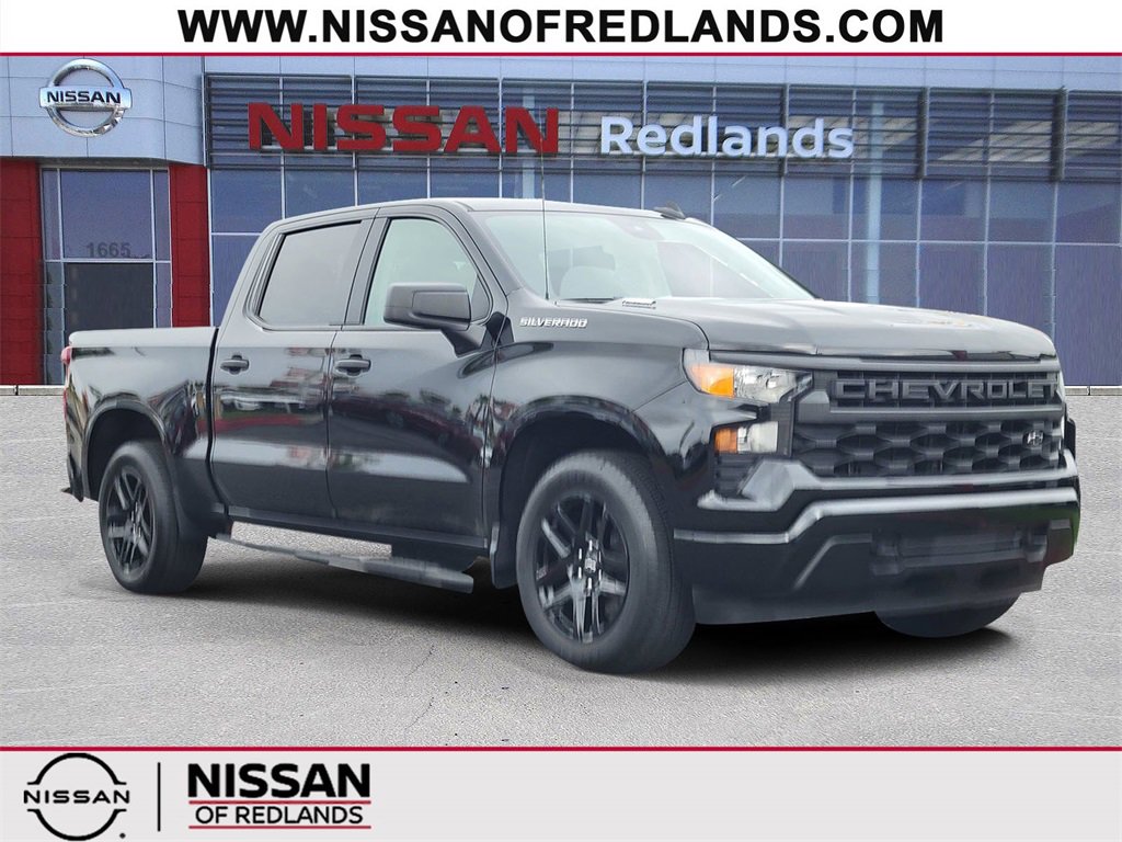 Used 2026 Chevrolet Silverado 1500 Custom image 1