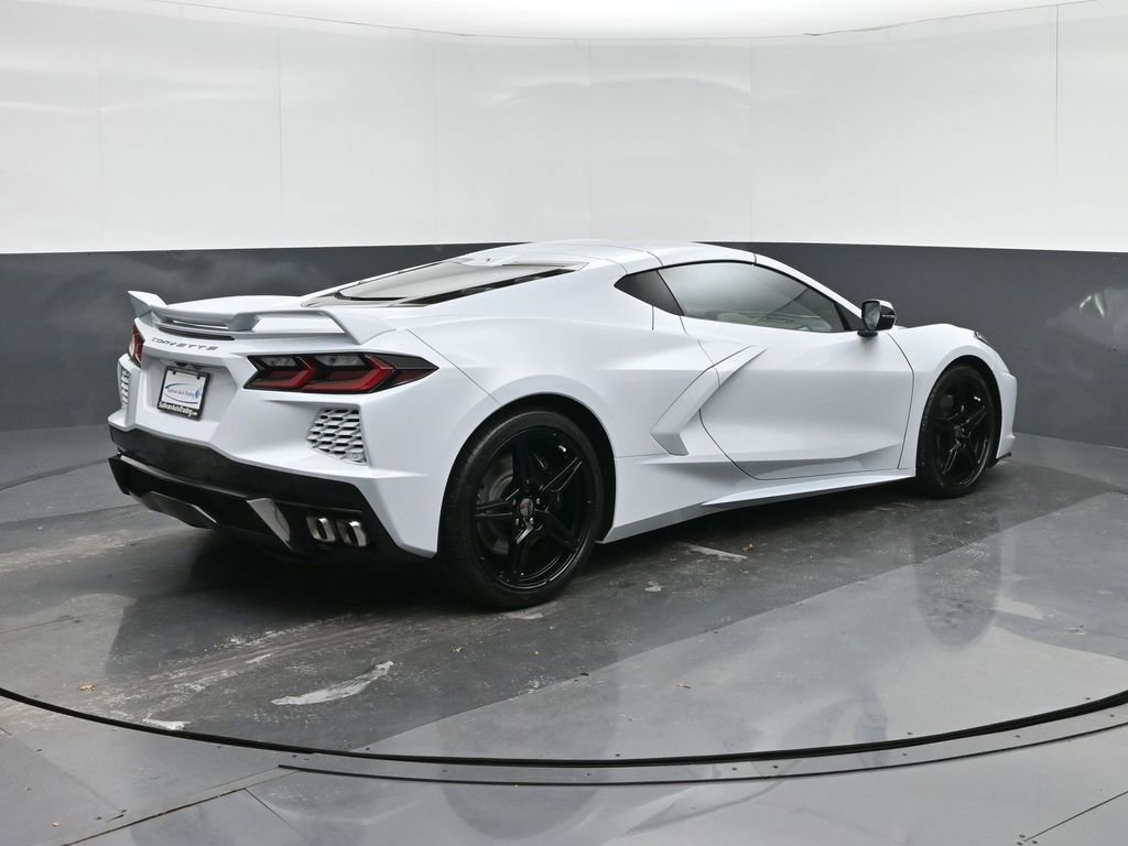 Used 2021 Chevrolet Corvette Stingray Preferred Cpe w/ Z51 Performance Package image 7