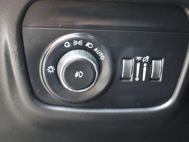Used 2022 Jeep Grand Cherokee Summit AWD/4WD image 31