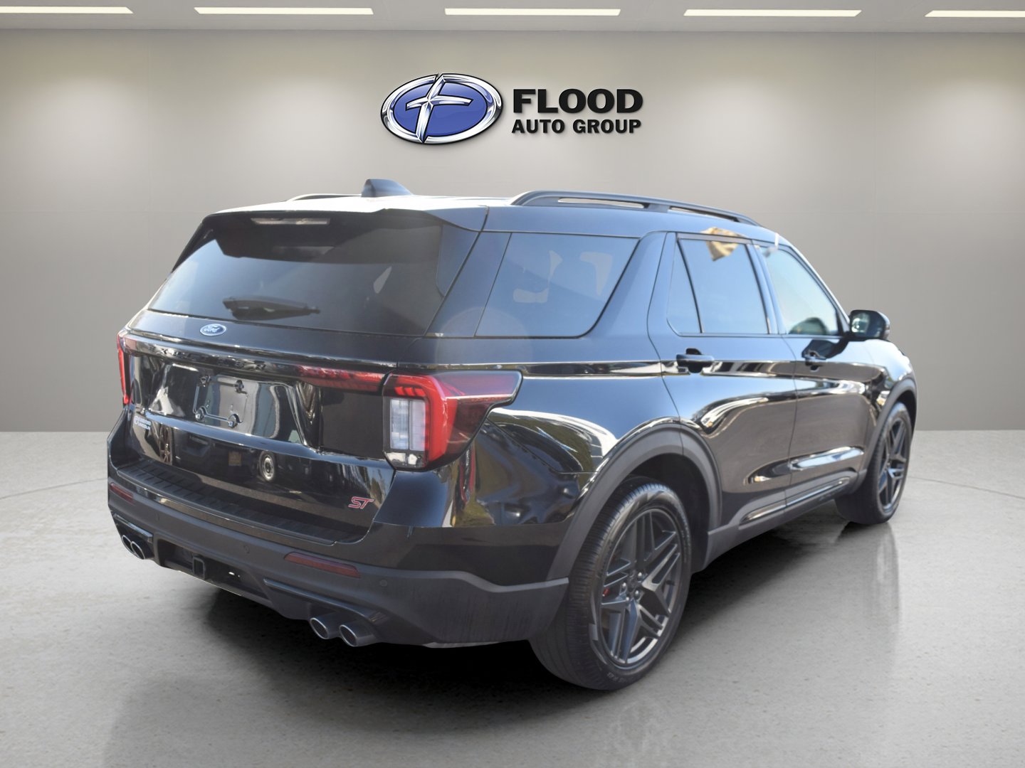 Certified 2025 Ford Explorer ST image 4