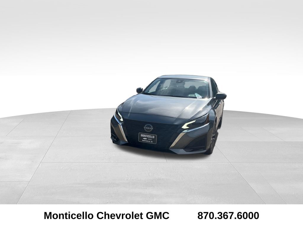 Used 2024 Nissan Altima 2.5 SV image 8