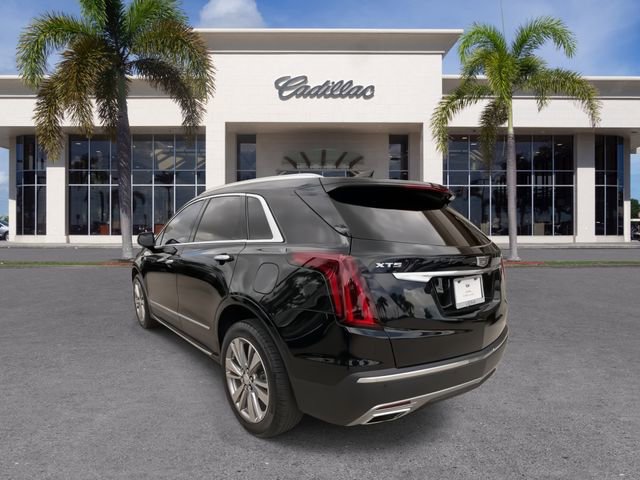 Certified 2023 Cadillac XT5 Premium Luxury FWD image 11