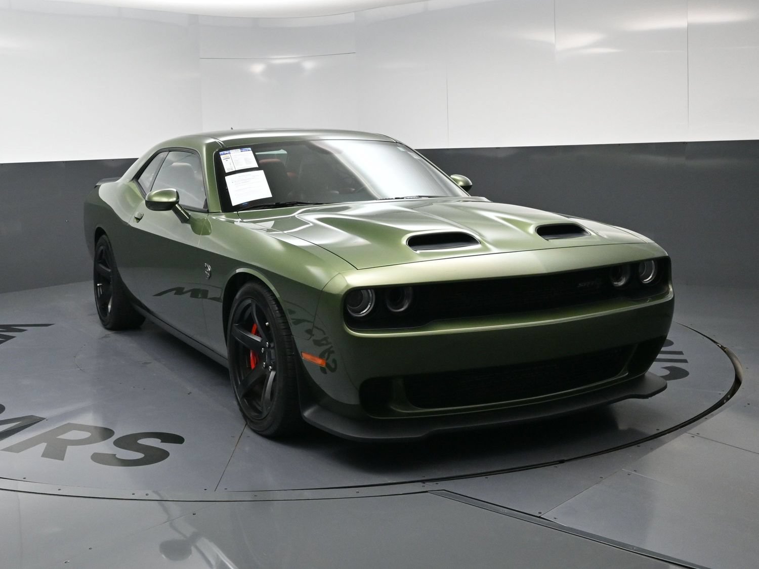 Used 2022 Dodge Challenger SRT Hellcat Redeye RWD image 3