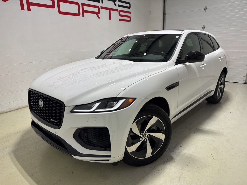 Used 2025 Jaguar F-PACE R-Dynamic S image 2