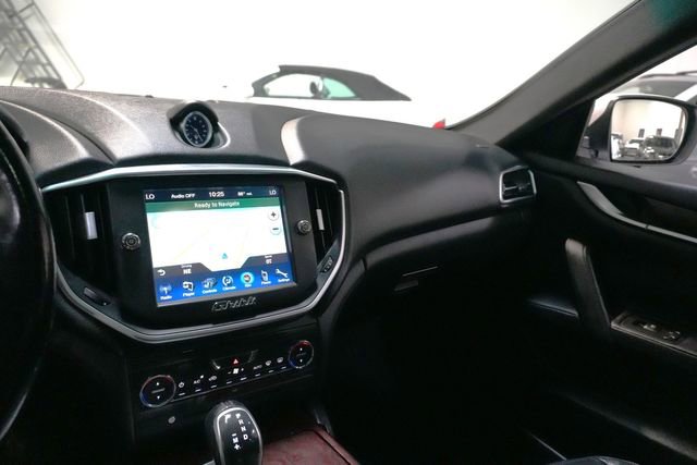 Used 2014 Maserati Ghibli RWD image 18