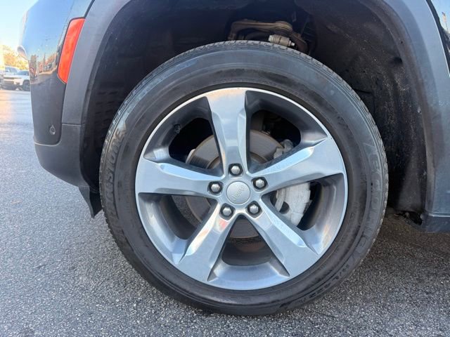 Used 2022 Jeep Grand Cherokee Limited w/ Luxury Tech Group II image 12