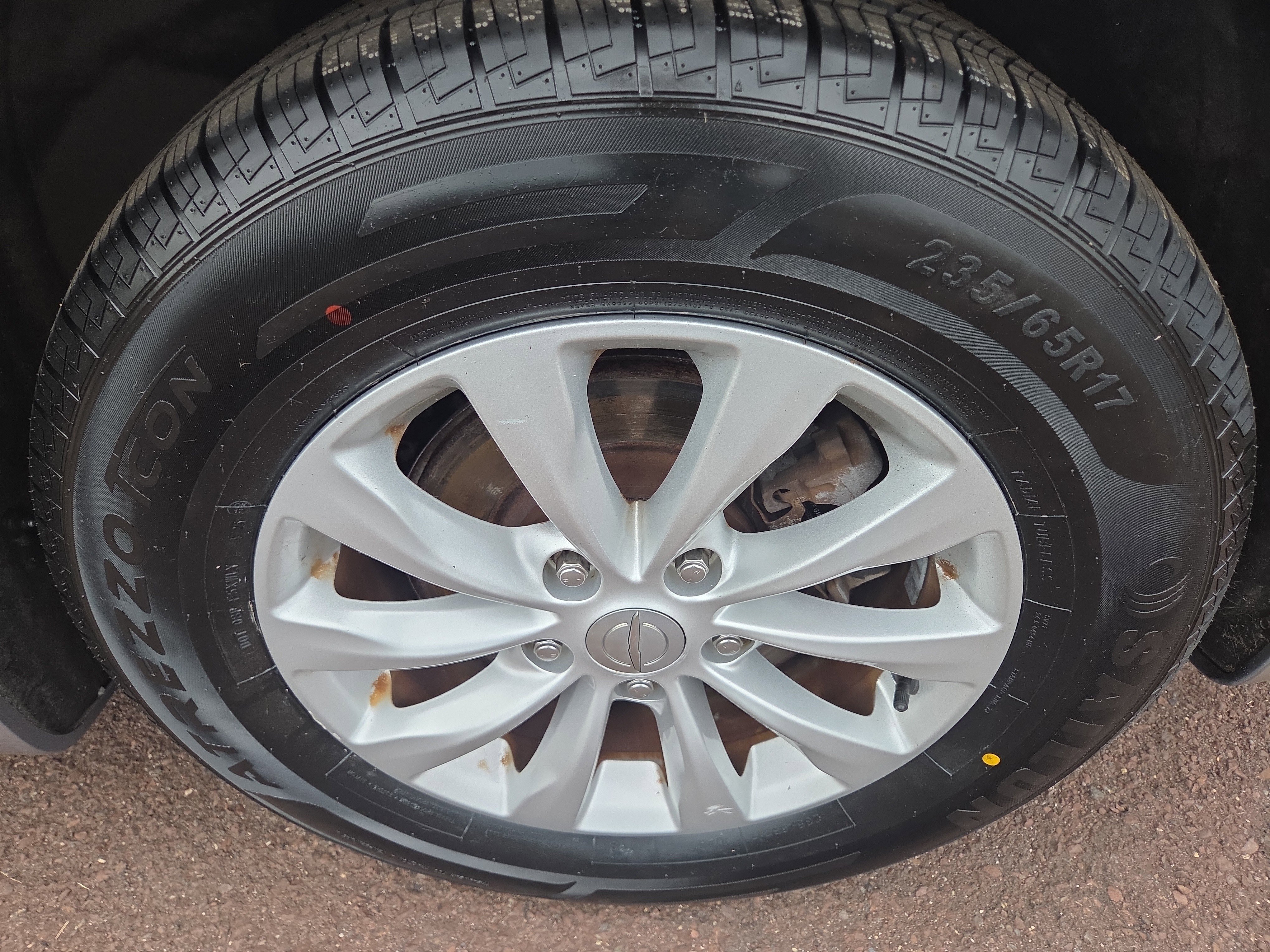 Used 2017 Chrysler Pacifica Touring-L FWD image 11