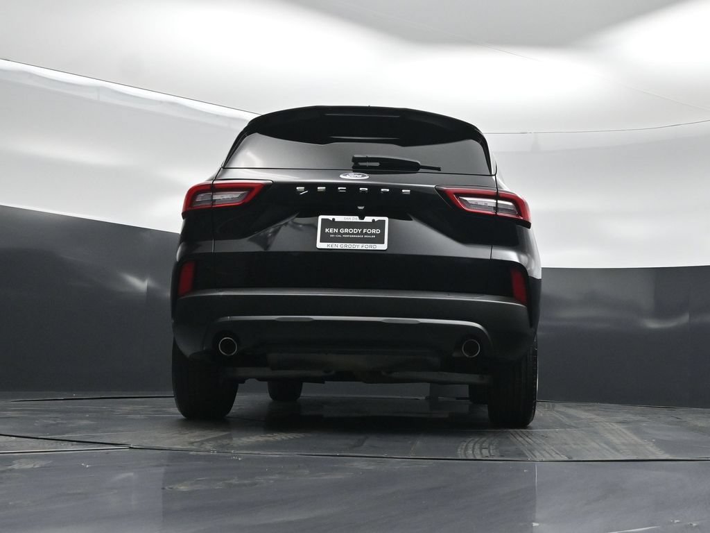 Certified 2025 Ford Escape ST-Line FWD image 47