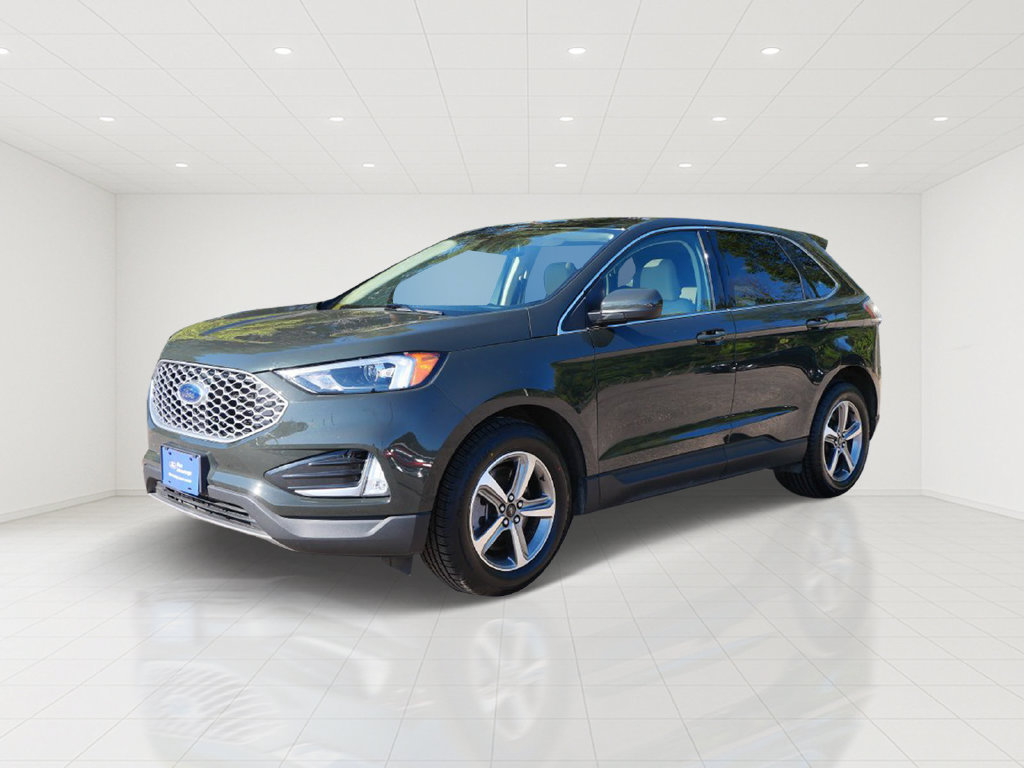 Certified 2023 Ford Edge SEL w/ Convenience Package AWD/4WD image 2