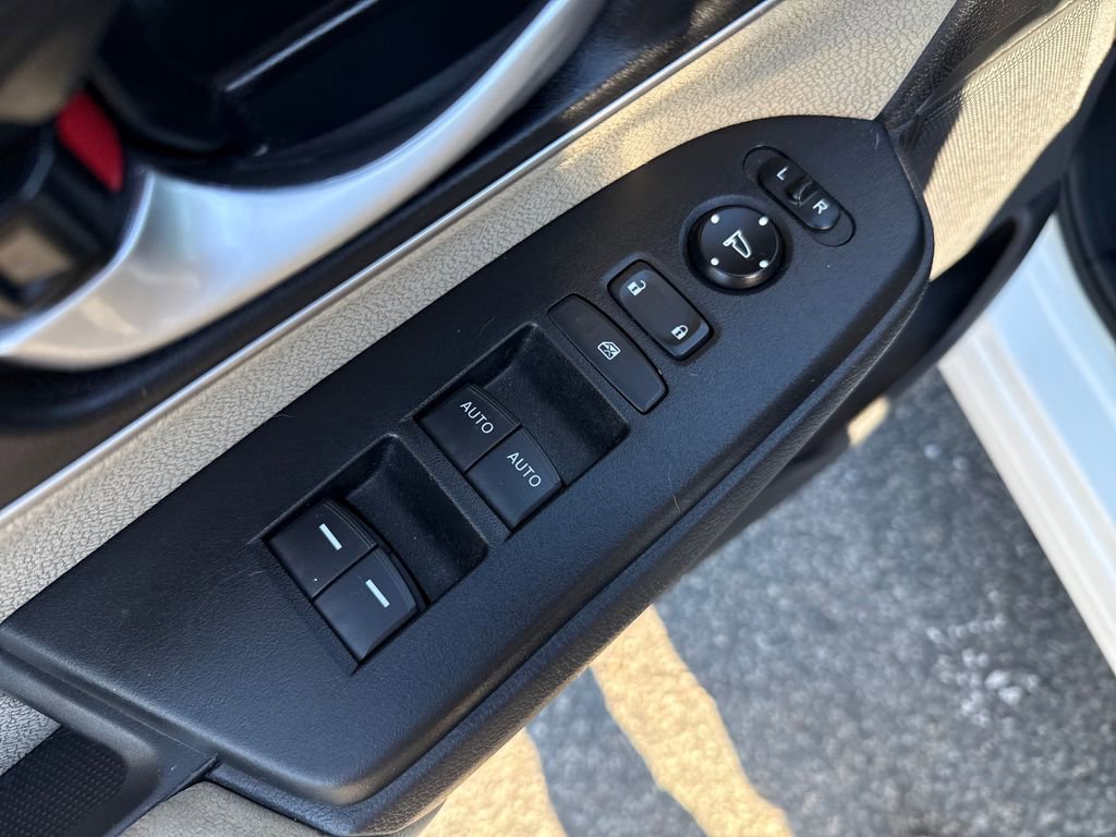 Used 2021 Honda CR-V EX image 12