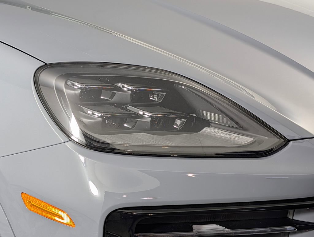New 2026 Porsche Cayenne AWD/4WD image 16