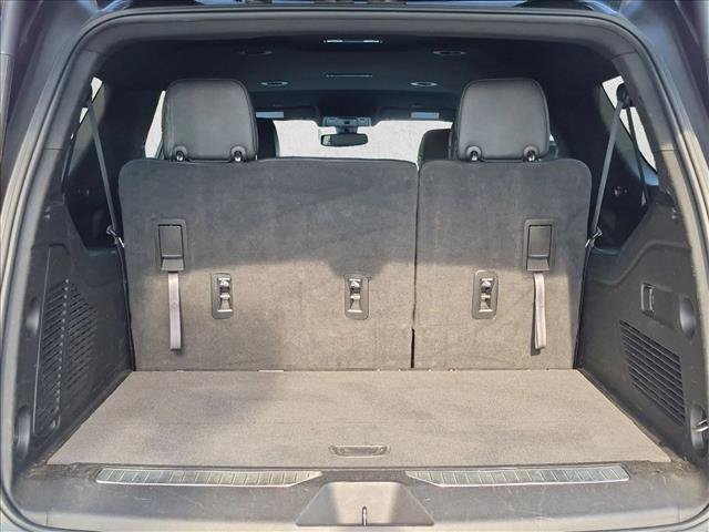 Used 2022 Chevrolet Suburban Z71 AWD/4WD image 6