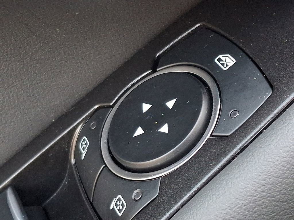 Used 2025 Ford Explorer Active image 26