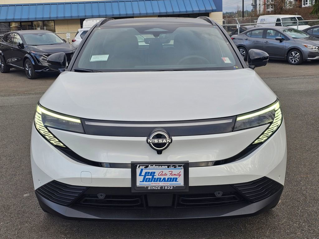 New 2026 Nissan Leaf Platinum+ w/ Cargo Package (Platinum+) image 2