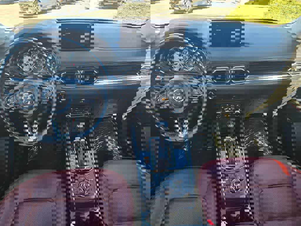 Used 2024 MAZDA CX-5 Carbon Edition image 9