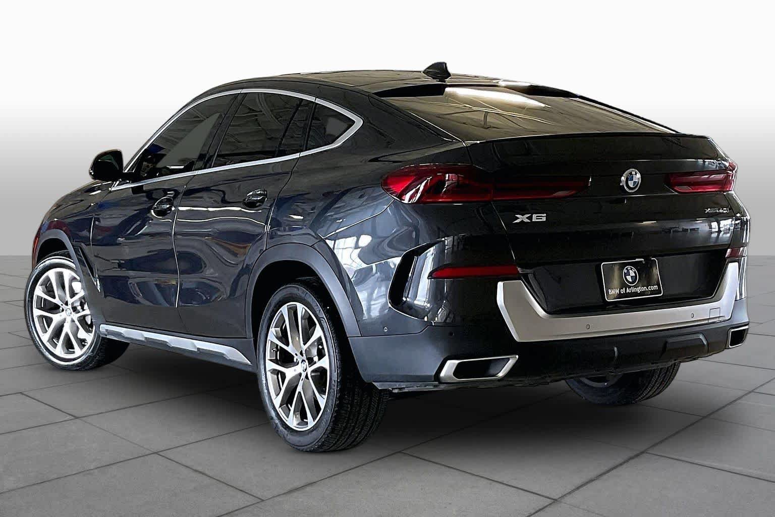 Used 2021 BMW X6 xDrive40i w/ Executive Package 2 AWD/4WD image 11