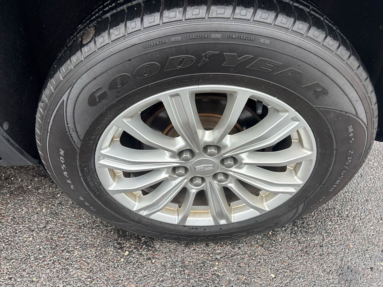 Used 2018 Cadillac XT5 AWD image 17