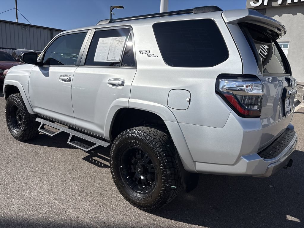 Used 2019 Toyota 4Runner TRD Off-Road image 3