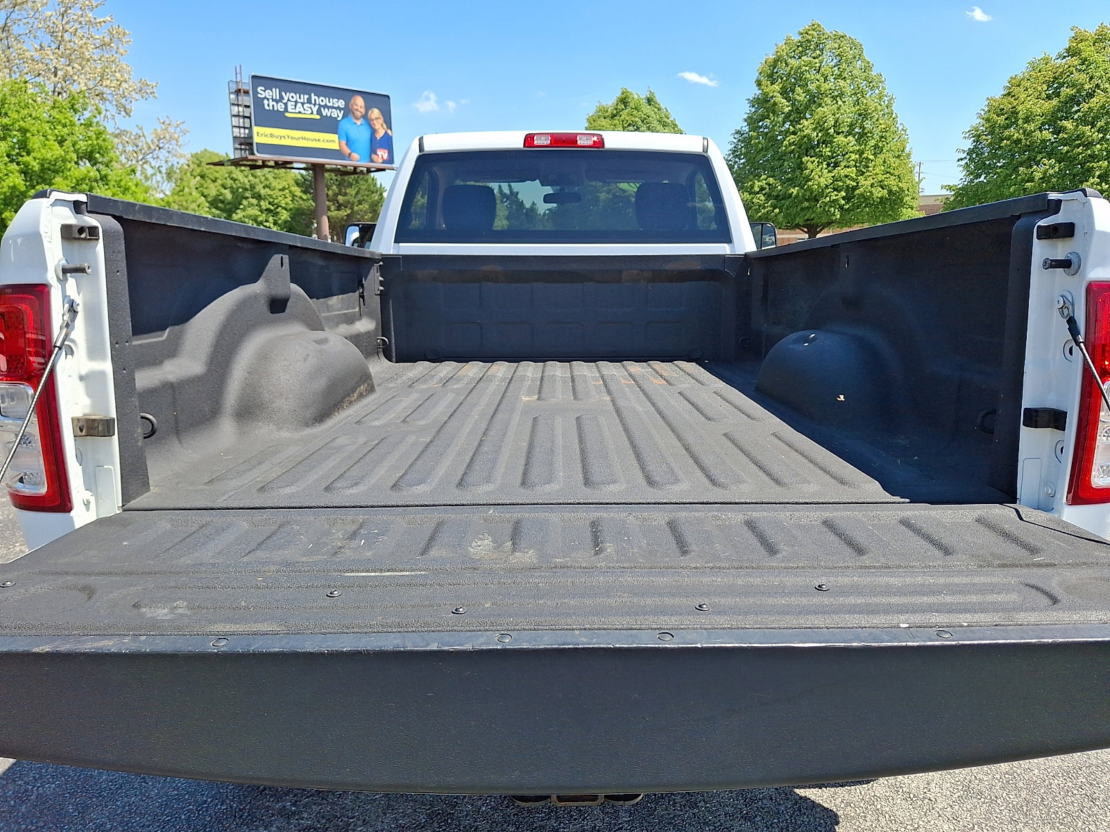 Used 2020 RAM 2500 Tradesman w/ Chrome Appearance Group AWD/4WD image 30