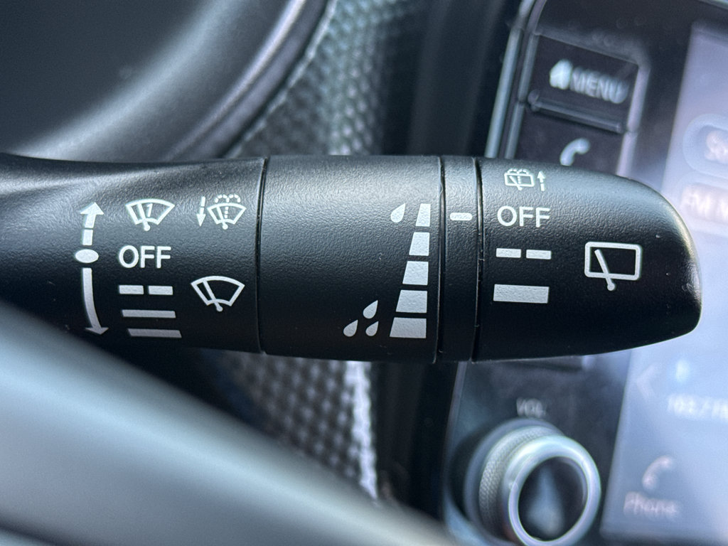 Used 2021 Nissan Kicks SV FWD image 18