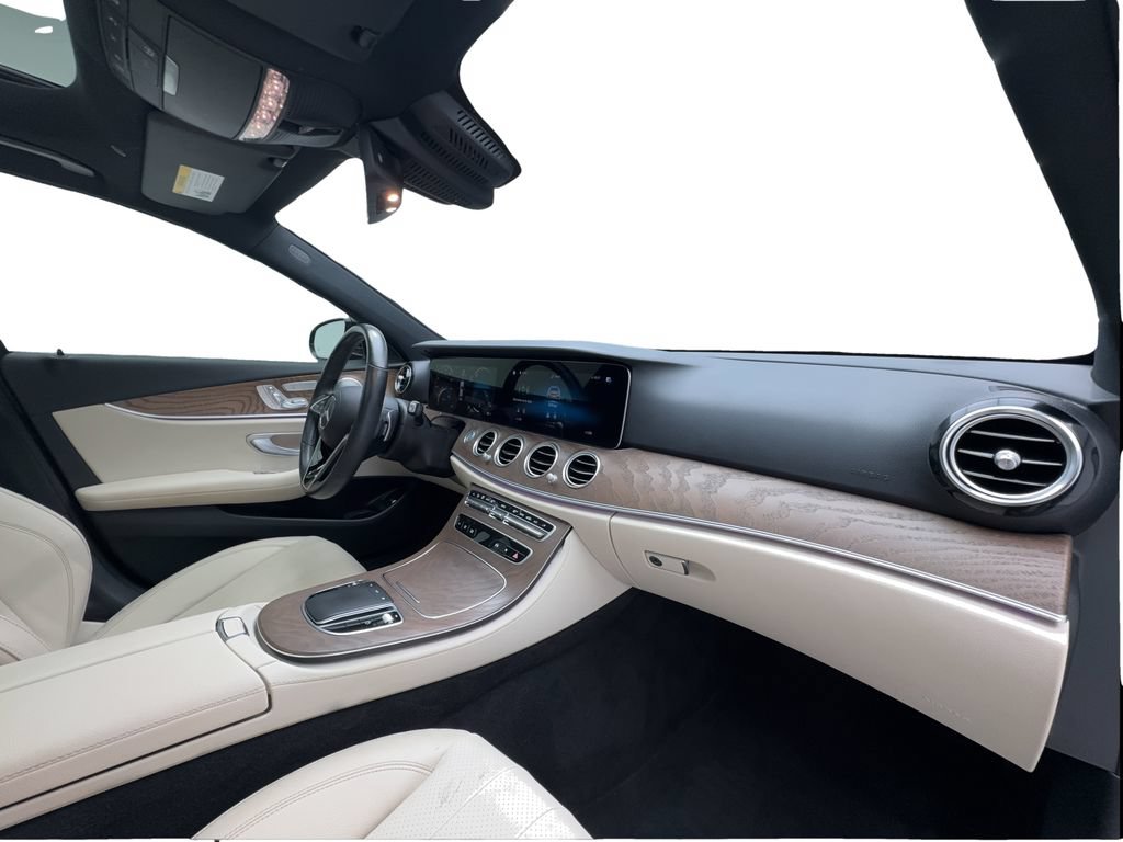 Used 2023 Mercedes-Benz E 350 4MATIC Sedan image 30