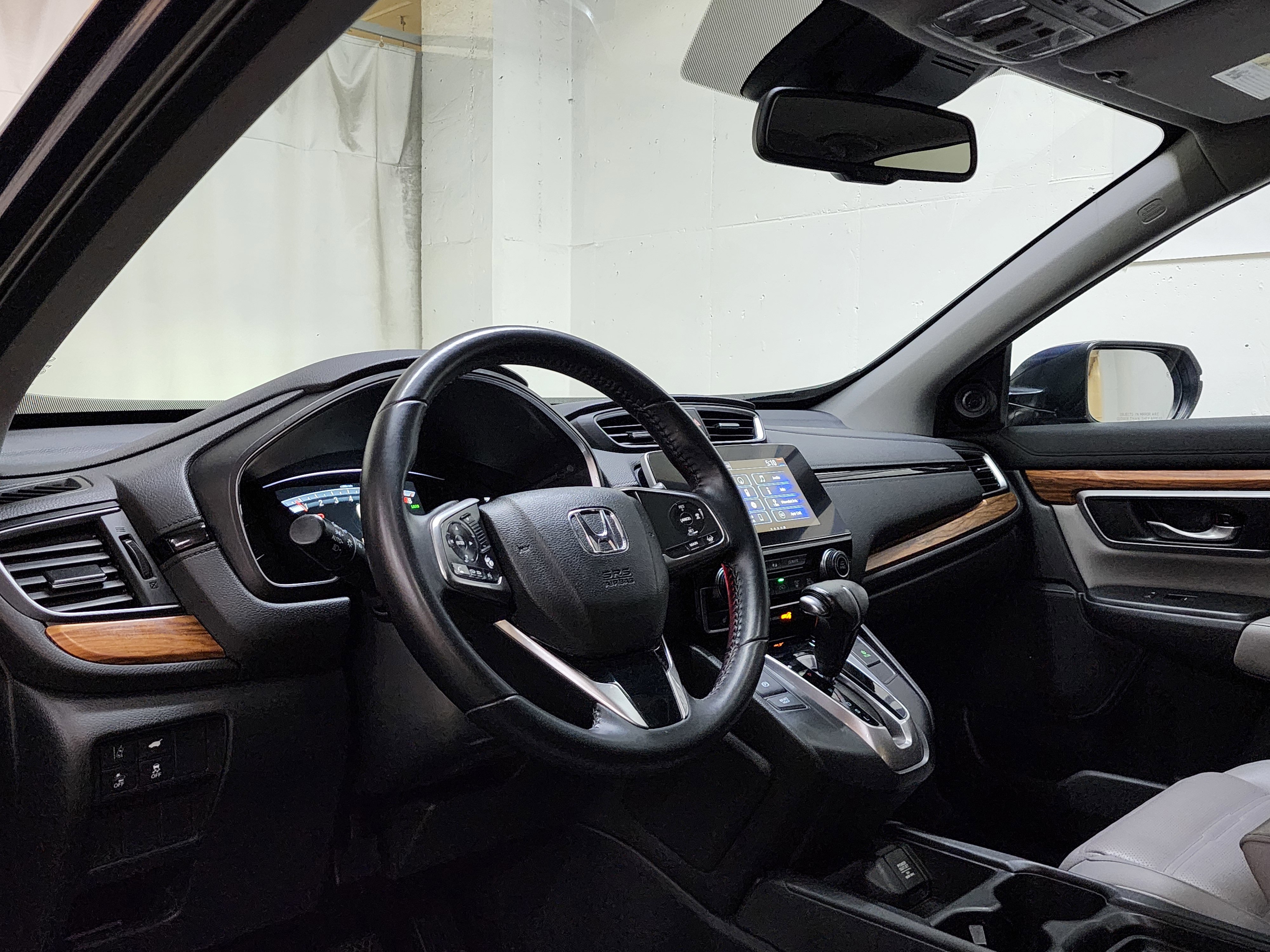 Used 2018 Honda CR-V Touring image 13