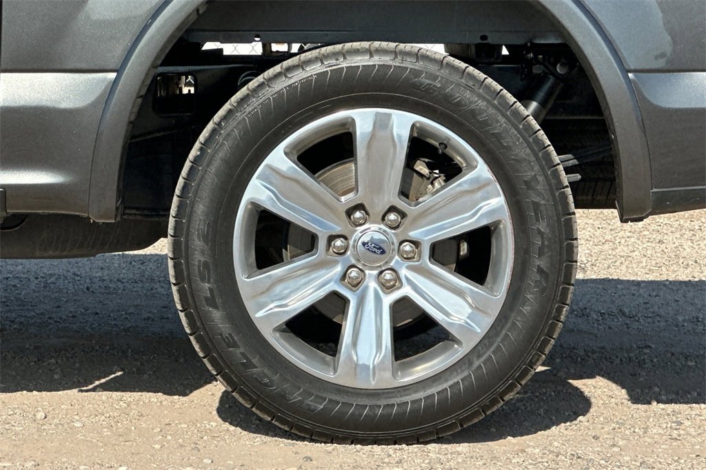 Used 2020 Ford F150 Platinum w/ Equipment Group 701A Luxury image 28