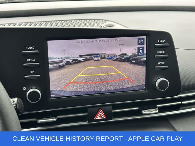 Used 2023 Hyundai Elantra Blue FWD image 4