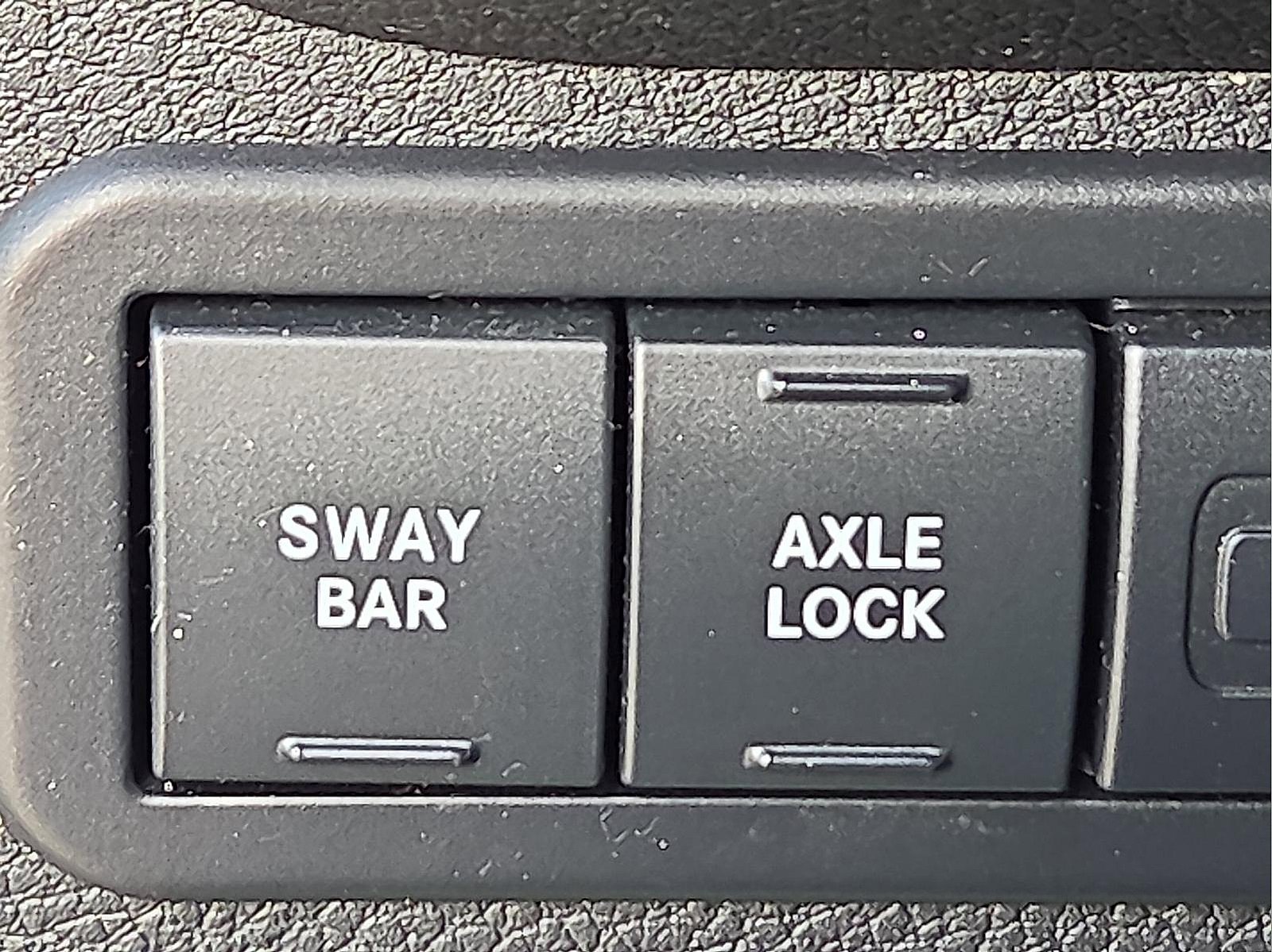 Used 2017 Jeep Wrangler Unlimited Rubicon w/ Connectivity Group image 20