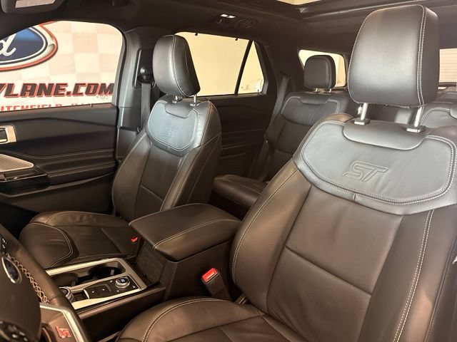 Used 2021 Ford Explorer ST w/ Equipment Group 401A AWD/4WD image 15