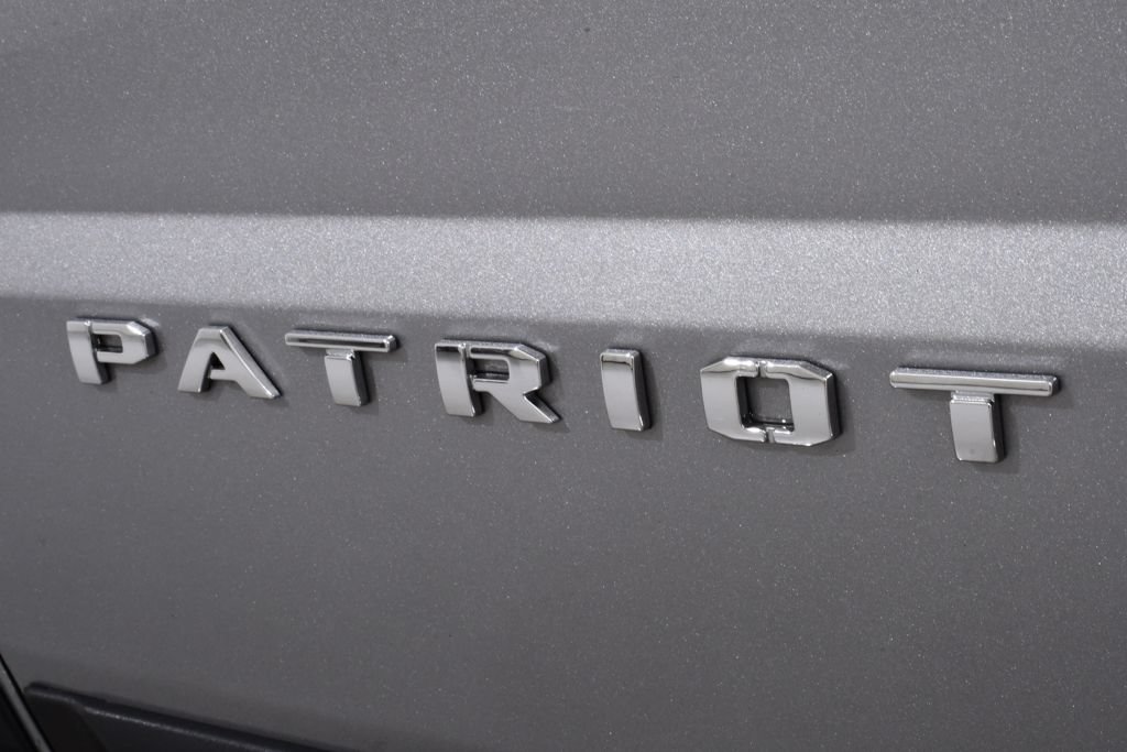 Used 2017 Jeep Patriot Latitude FWD image 23